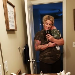 Meet your Posher, Emma-lee